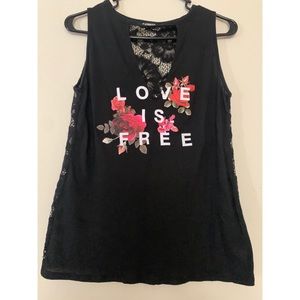 Love is free shirt Size XS
